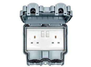 Eurolite WP4100 13A 2-Gang Lockable Weatherproof Outdoor Switched Socket Double Pole IP66