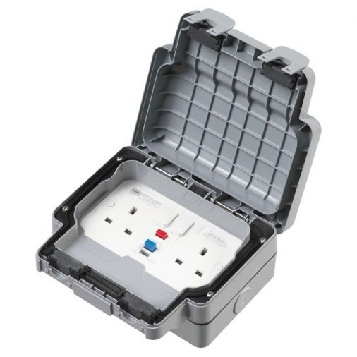 MK K56231GRY 2 Gang DP RCD Protected Switched Socket IP56 13A 30mA Active Grey