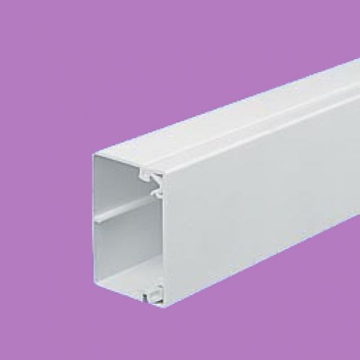 White PVC Maxi Trunking 75x50mm, 3m Length